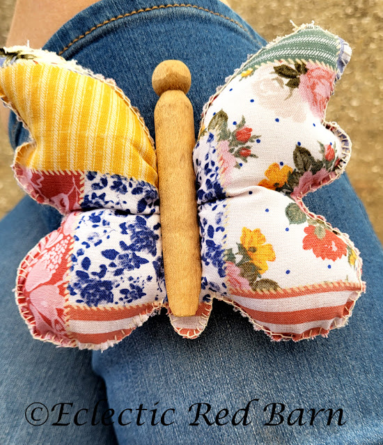 Butterfly and Flower Garland. Share NOW. #garland, #eclecticredbarn, #butterflies, #flowers, #funfabric